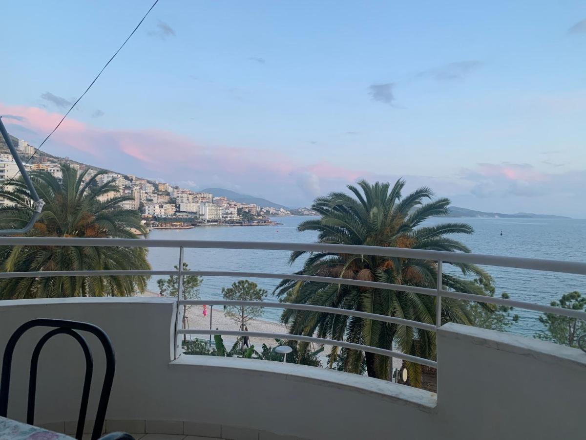 Caramel Sun Apartment Sarandë Exterior foto